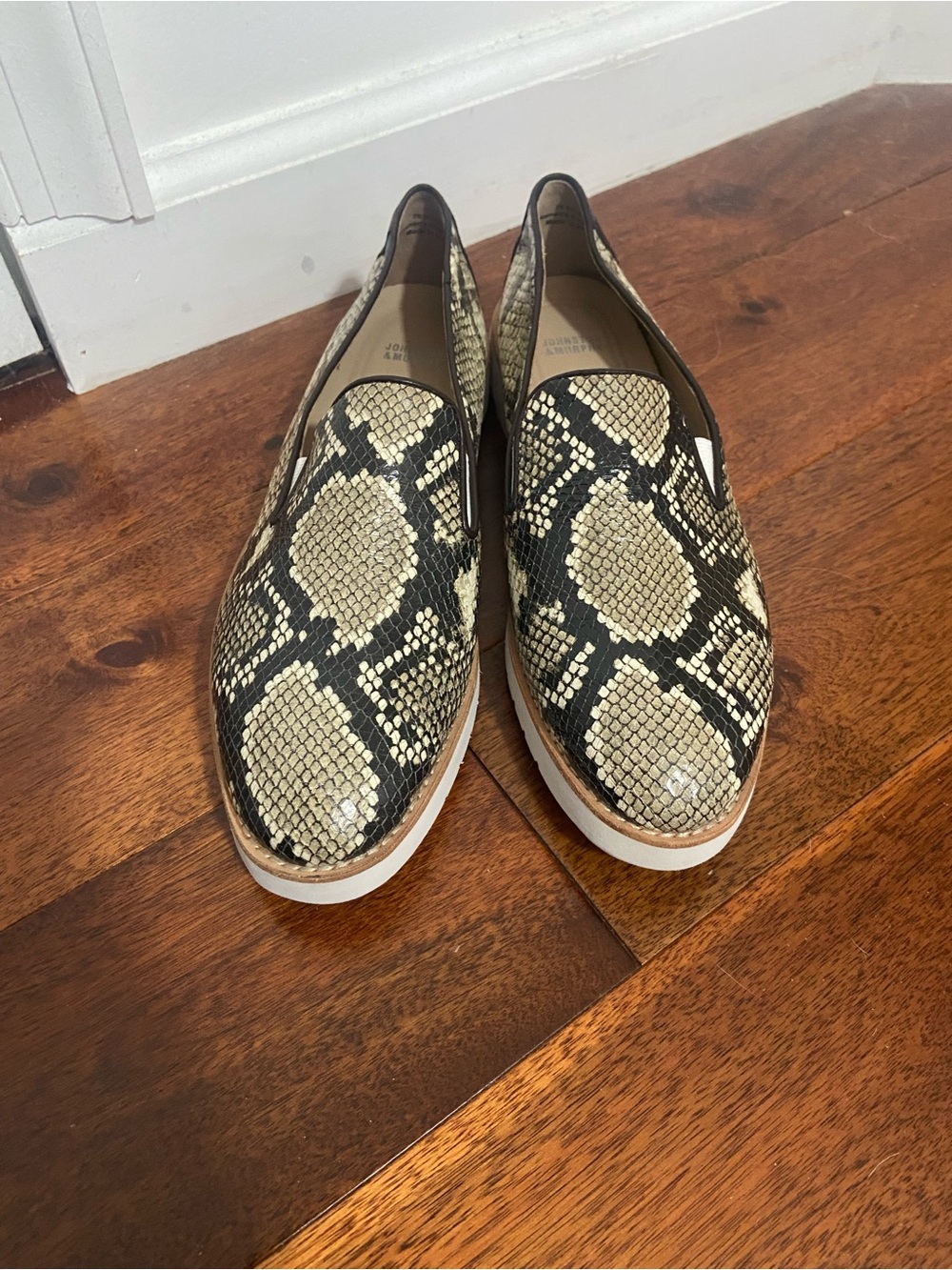 Johnston & Murphy leather snakeskin flex loafer shoe 8.5 New